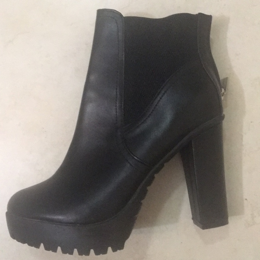 High Heeled Booties! - Picture 2 of 6